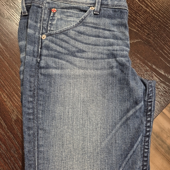 Jeans - Picture 1 of 2